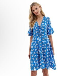 NWT ASOS Y.A.S Bell Ruffle Sleeves Daisy Floral Print Blue Midi Dress Sz 10 P